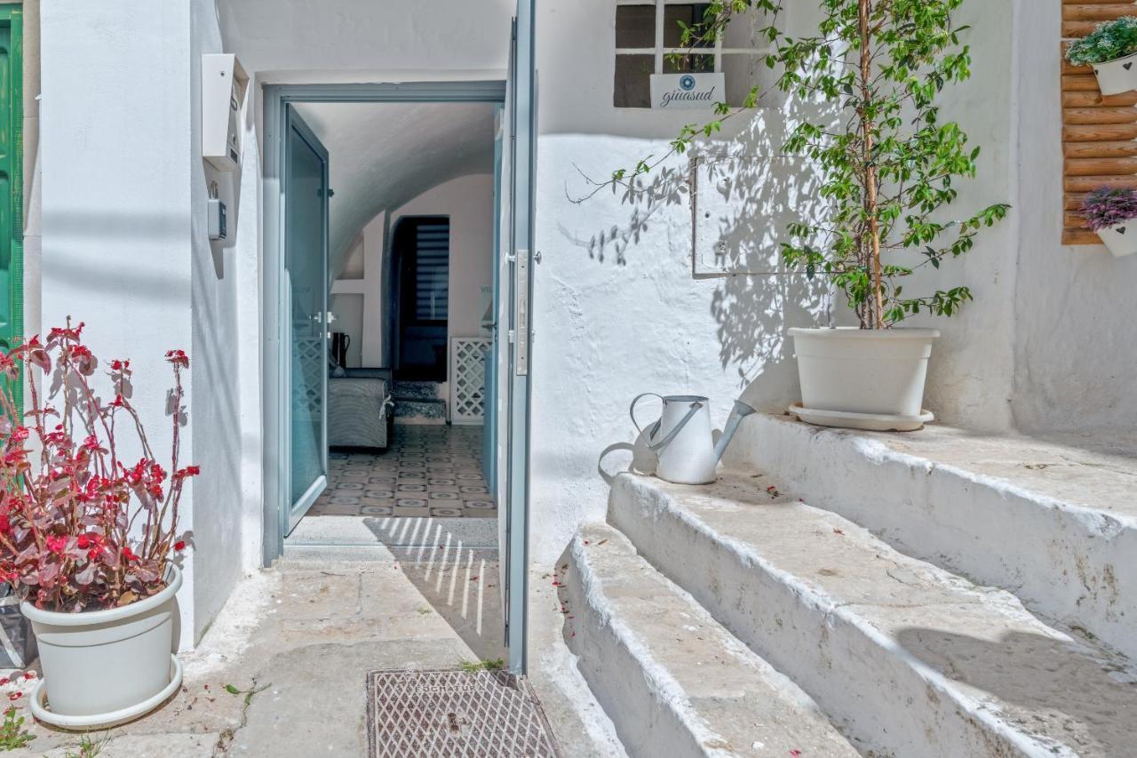 Corso Mazzini White Houses ออสตูนี ภายนอก รูปภาพ